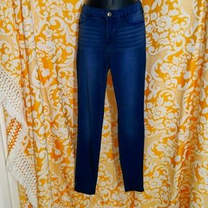 Nine west Leggings VERY STRETCHY AND SOFT size 4 (But fits more like 6/8)